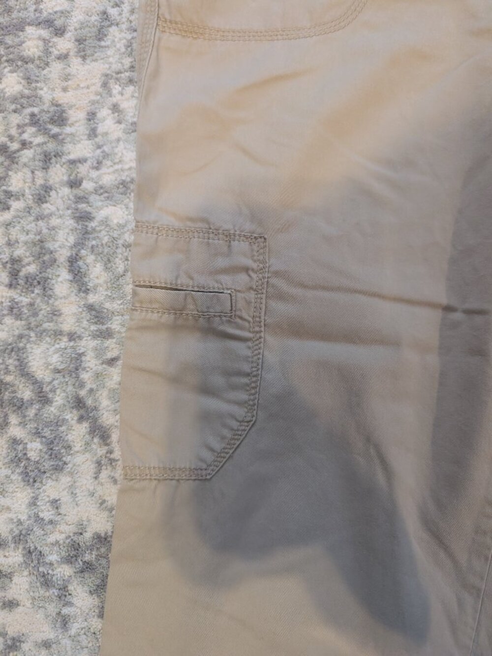Calvin Klein Jeans Khaki Capri Pants Button Tab Women's Size 12 Tan - Picture 5 of 9